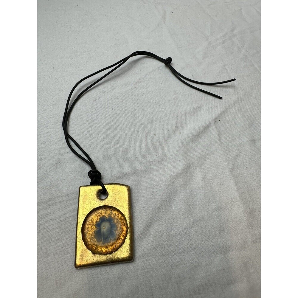 Gold Murano Glass Venetian Foil Pendant Necklace.